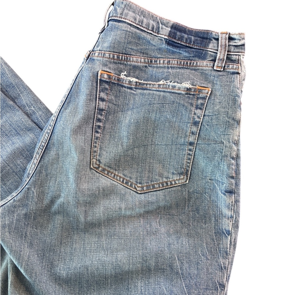 Abercrombie & Fitch Ultra High Rise Distressed Ankle Straight Jeans 32